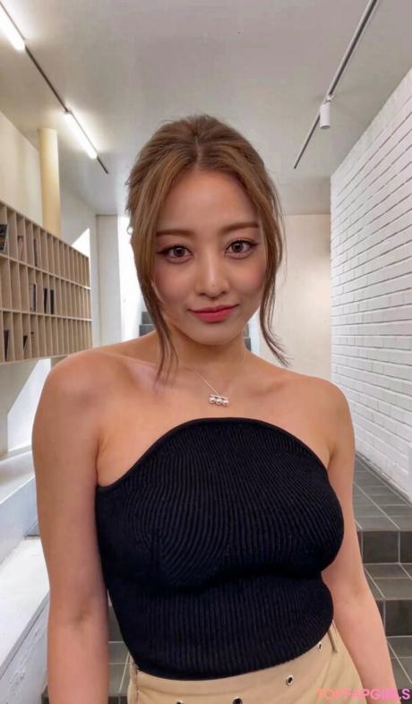 Jihyo nude leaked OnlyFans pic