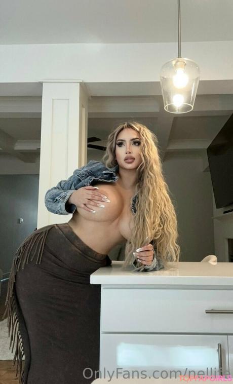 Anel nude leaked OnlyFans pic